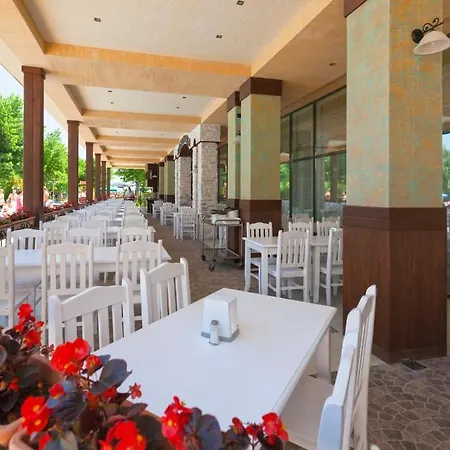 Hotel Amfora 3*