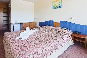 Hotel Amfora 3*